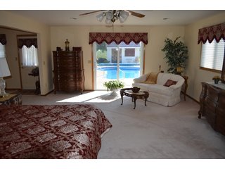 Property photo 13 - Immaculate Modern Estate